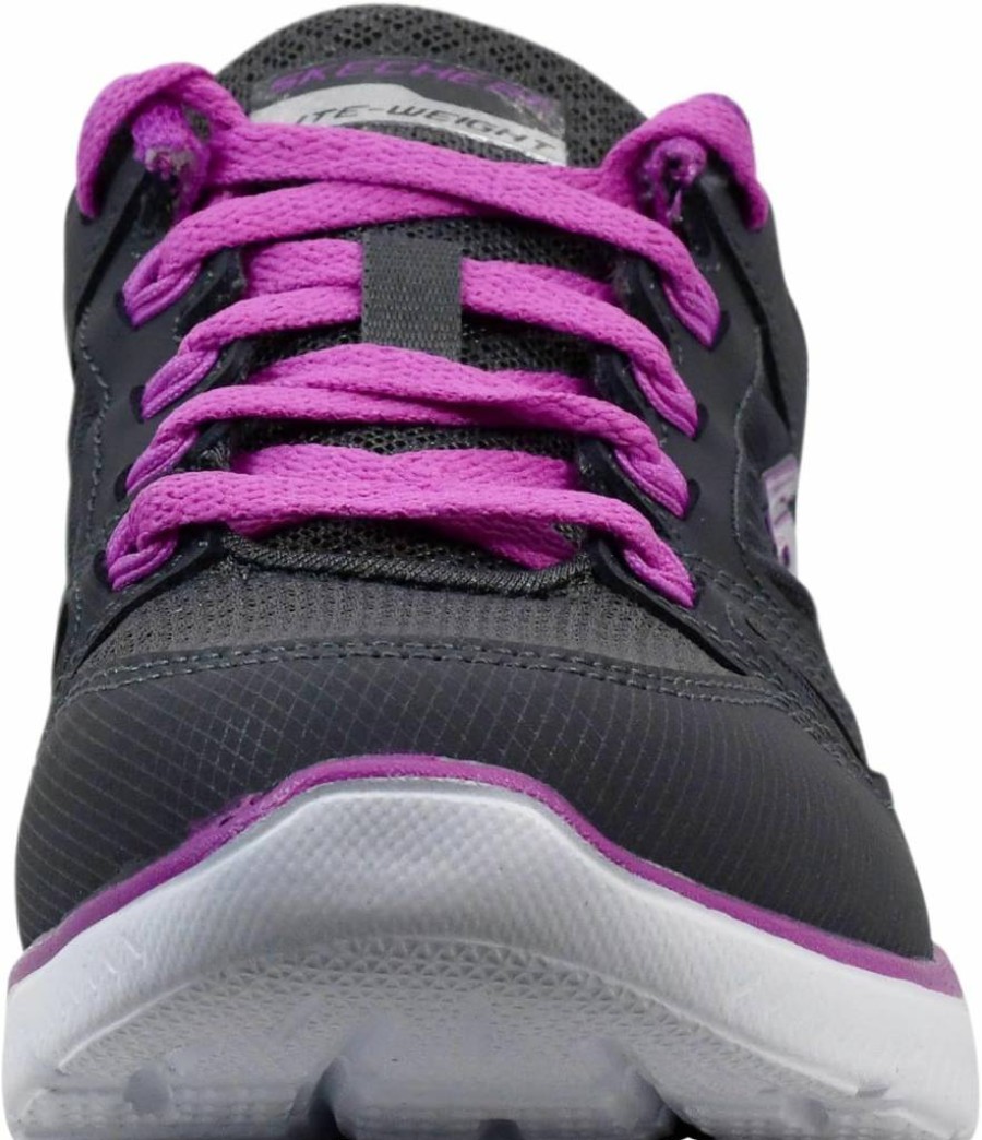Skechers Women's Summits New World Sneaker - Lightweight Walking Shoes for Women - Comfortable Casual Footwear